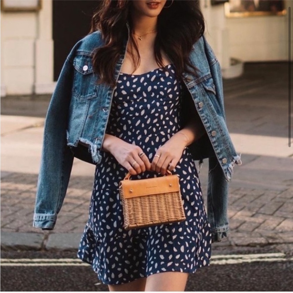 REFORMATION BLUE SPECKLED SPOTTED REFORMATION THE OTHELLO MINI DRESS Moray Print - Picture 3 of 12